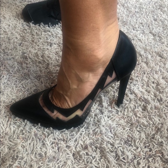 Heels - Picture 2 of 3